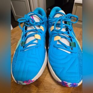 Nike Giannis Freak 5 Men Sneakers Blue Lightning Ice Peach Size 10.5